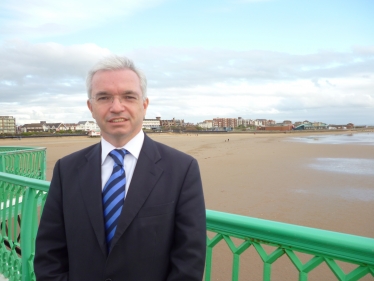 Mark Menzies MP on St Annes Pier